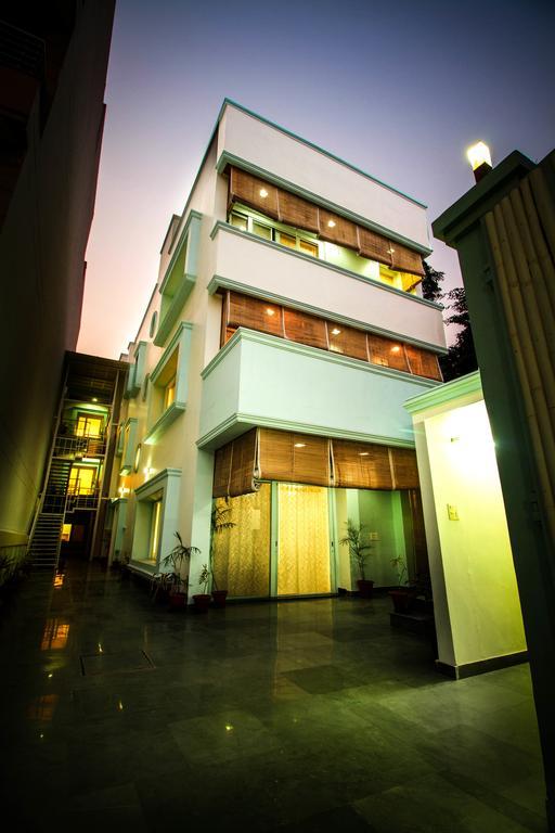 Anara Service - Greater Kailash Part Ii * New Delhi
