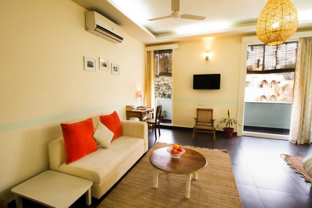 Anara Service - Greater Kailash Part Ii Apartment
