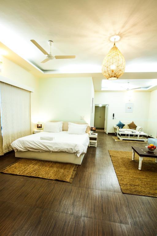Anara Service - Greater Kailash Part Ii Apartment *